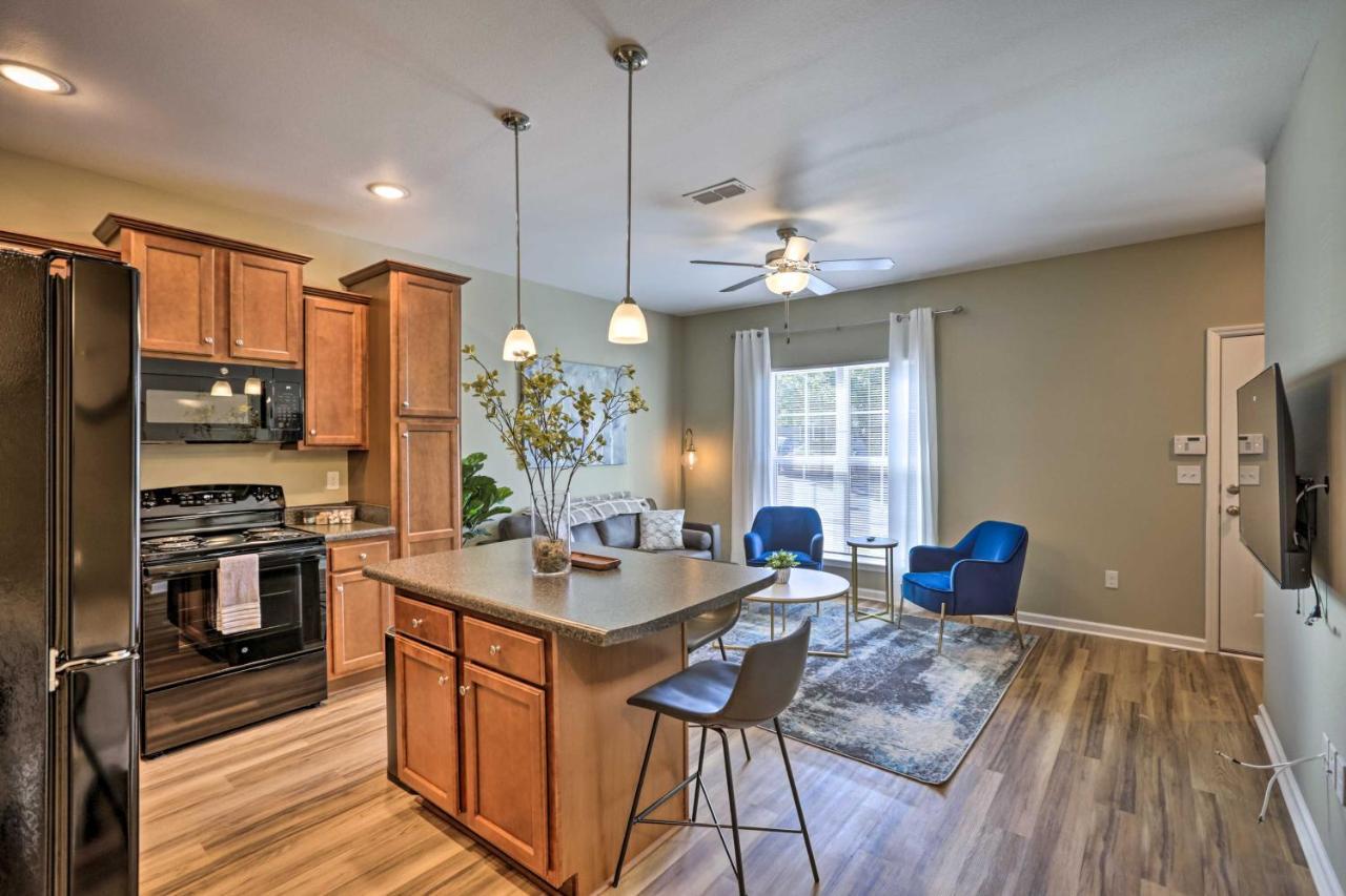 Ideally Located And Elegant Condo With Balcony! Tallahassee Esterno foto