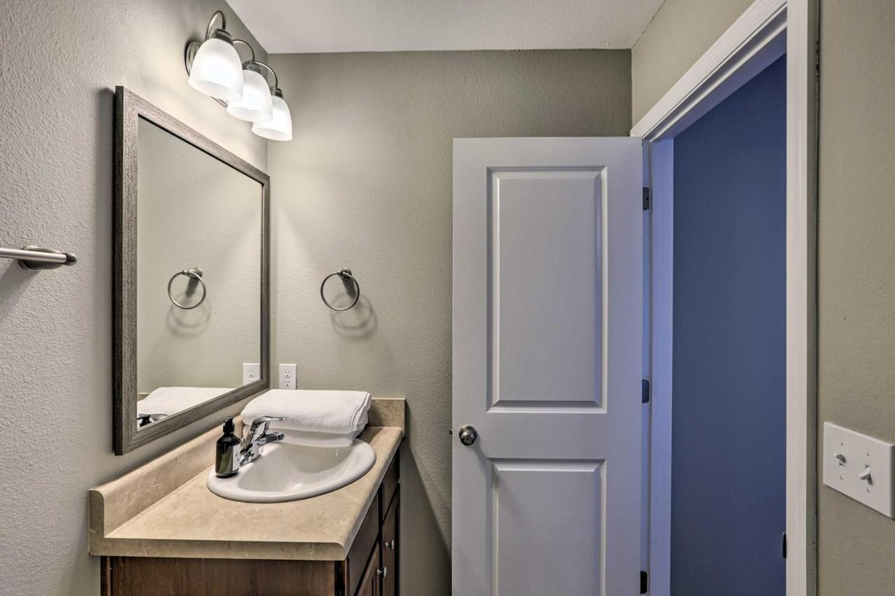 Ideally Located And Elegant Condo With Balcony! Tallahassee Esterno foto
