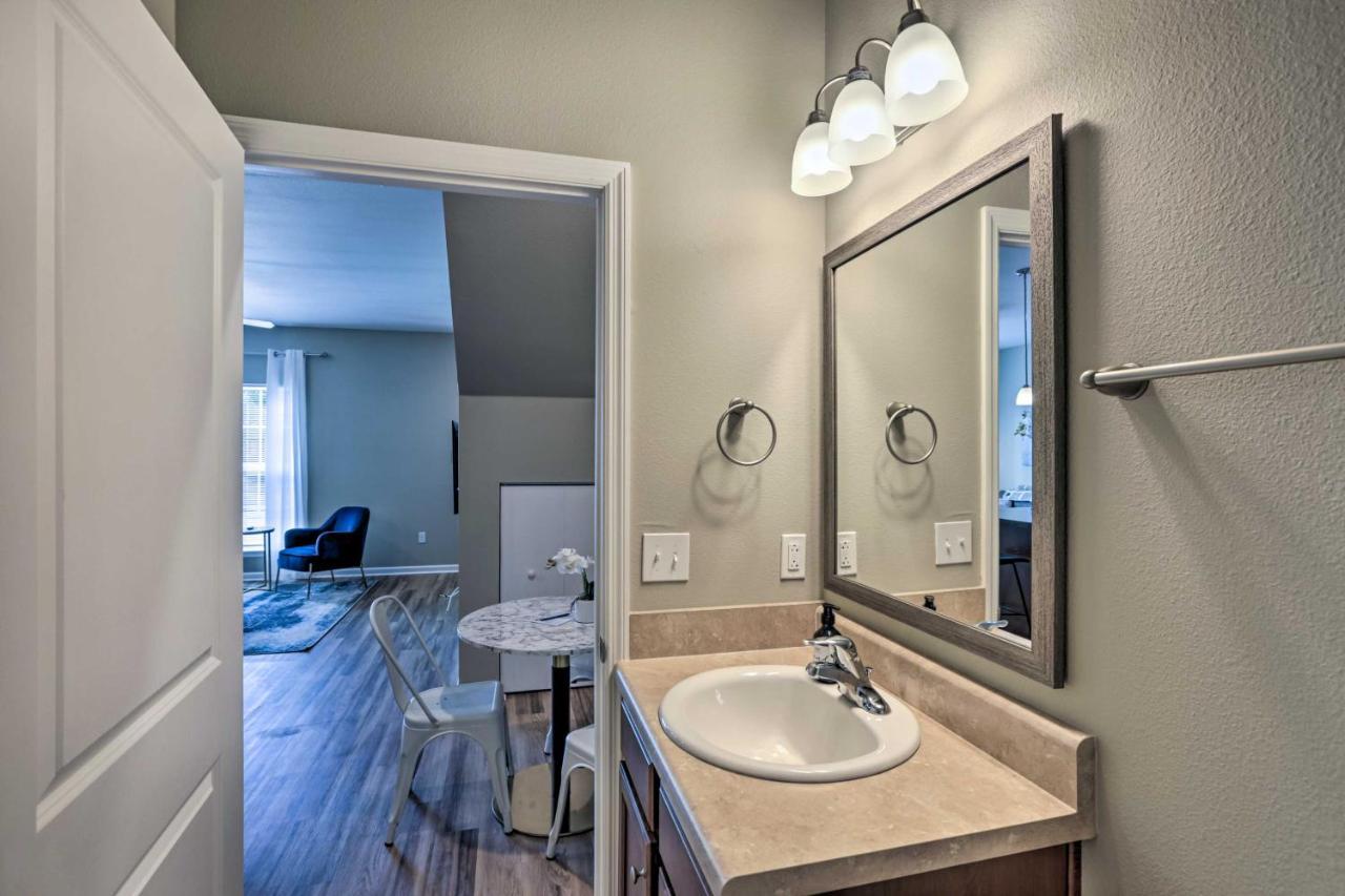 Ideally Located And Elegant Condo With Balcony! Tallahassee Esterno foto